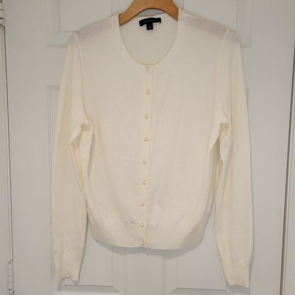 ANN TAYLOR Cardigan w/ Pearl Buttons NWOT - Picture 2 of 10
